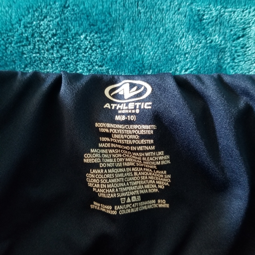 Athletic Shorts - Picture 4 of 5